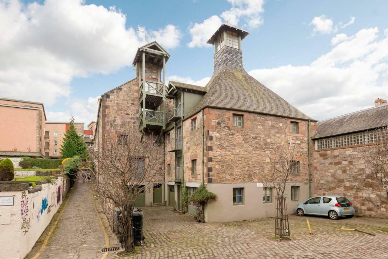 Appartamento Joivy Loft At The Brewery With Free Parking Edimburgo Esterno foto